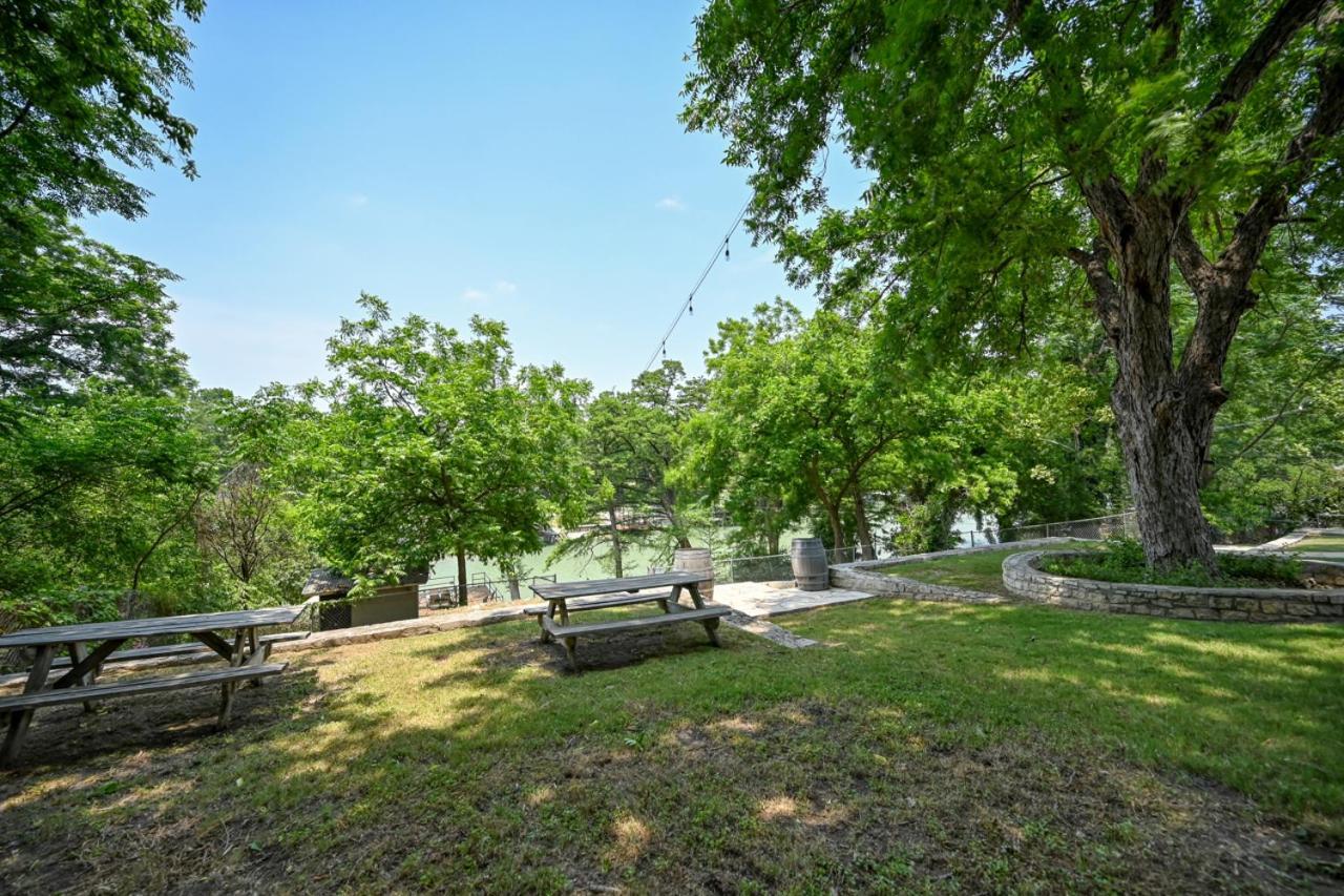 Luxury Lakefront Oasis With Boat Dock-Firepit McQueeney Dış mekan fotoğraf