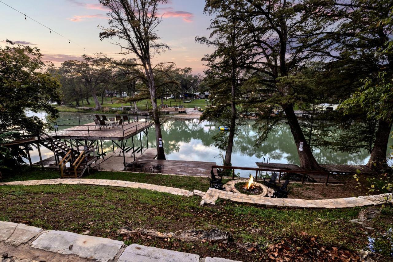 Luxury Lakefront Oasis With Boat Dock-Firepit McQueeney Dış mekan fotoğraf
